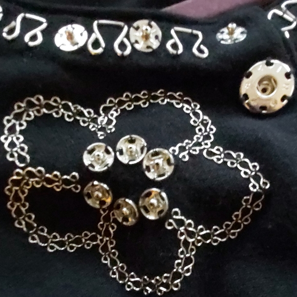 One Girl Who sweater - Picture 12 of 13